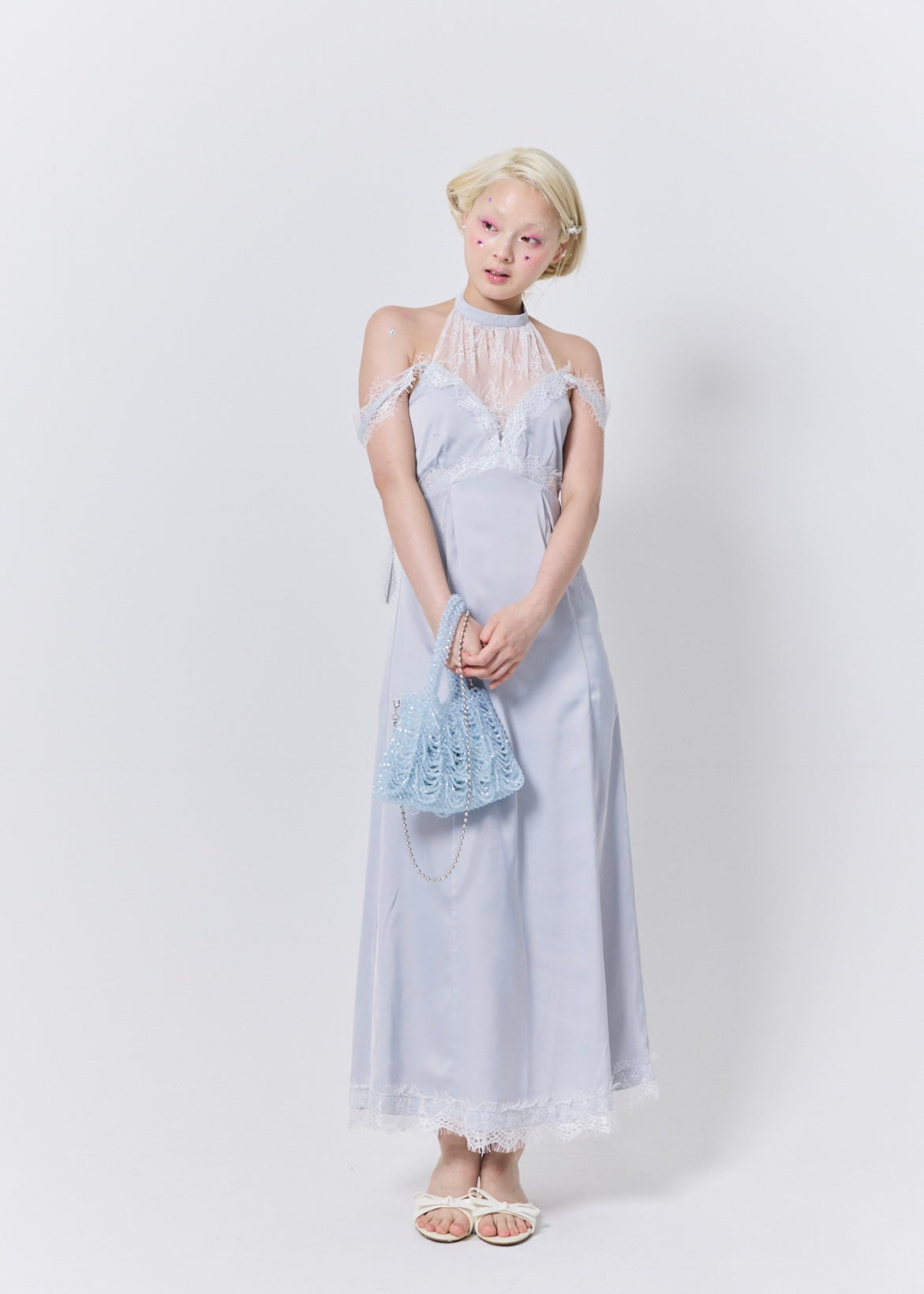 DRESSES